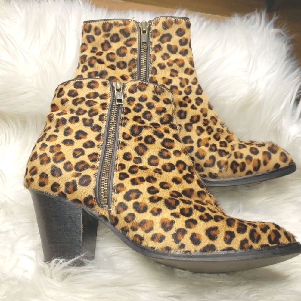 Leopard Printed Calf Hair Booties 41
